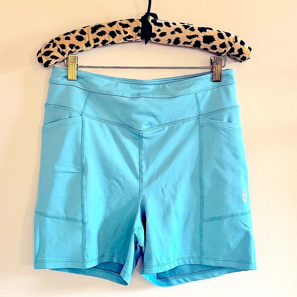 >> WE THE FREE << Odessa Pocket High Rise Athletic Shorts - Glacier Mint